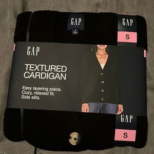 NWT Gap Women’s Sweater
